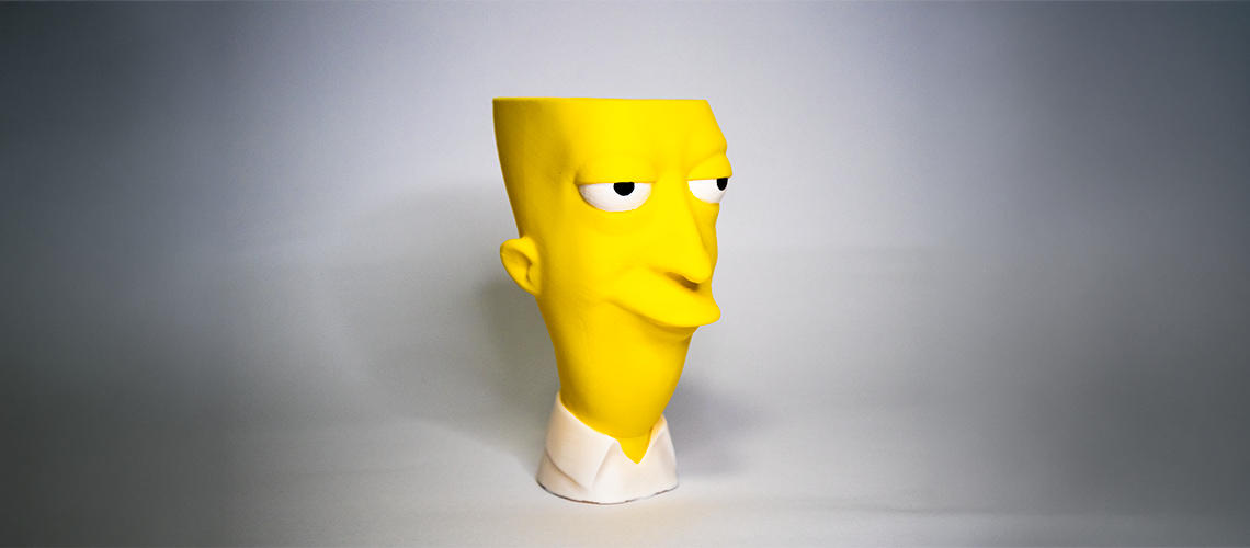 Macetero Bob Patiño